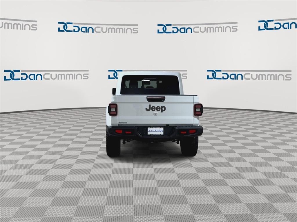 new 2025 Jeep Gladiator car, priced at $51,462
