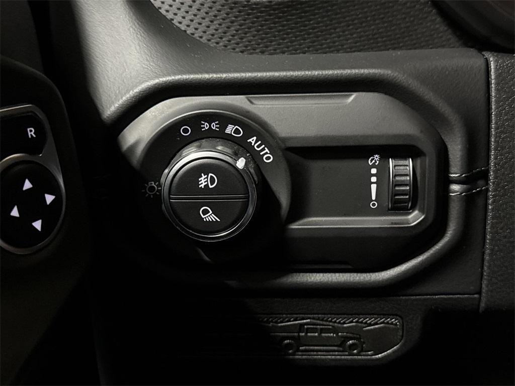 new 2025 Jeep Gladiator car, priced at $51,462