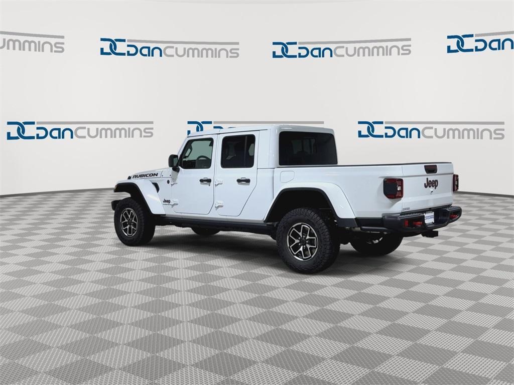 new 2025 Jeep Gladiator car, priced at $51,462