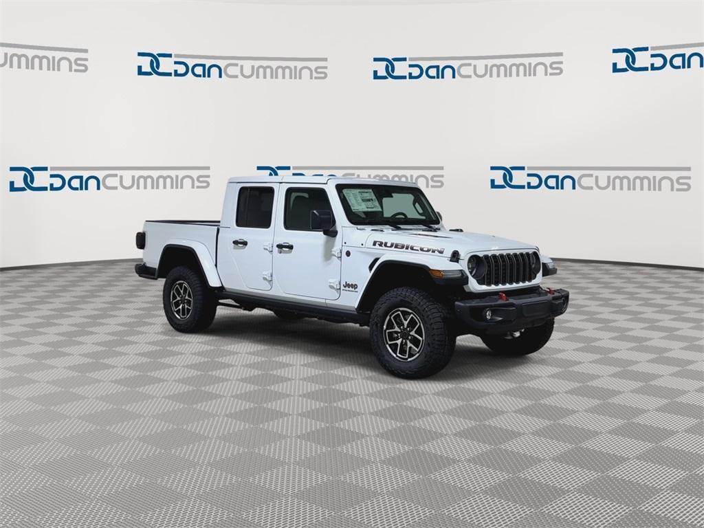 new 2025 Jeep Gladiator car, priced at $51,462