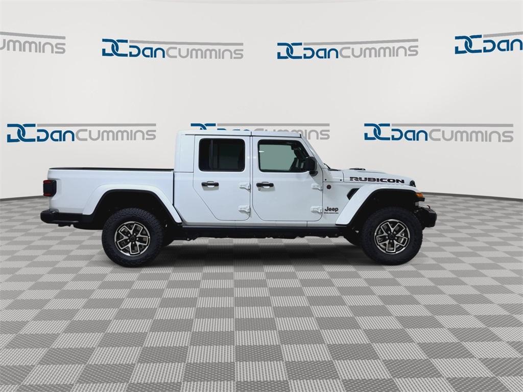 new 2025 Jeep Gladiator car, priced at $51,462
