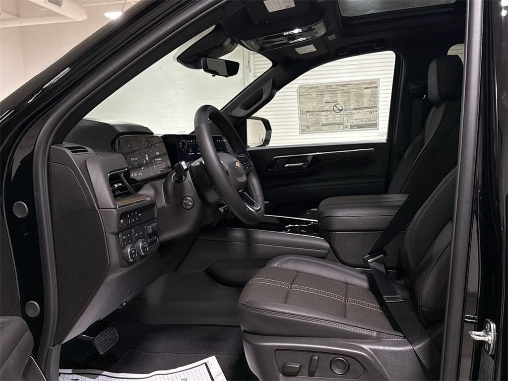 new 2025 Chevrolet Suburban car, priced at $86,873
