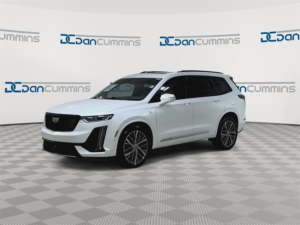 used 2023 Cadillac XT6 car, priced at $38,830