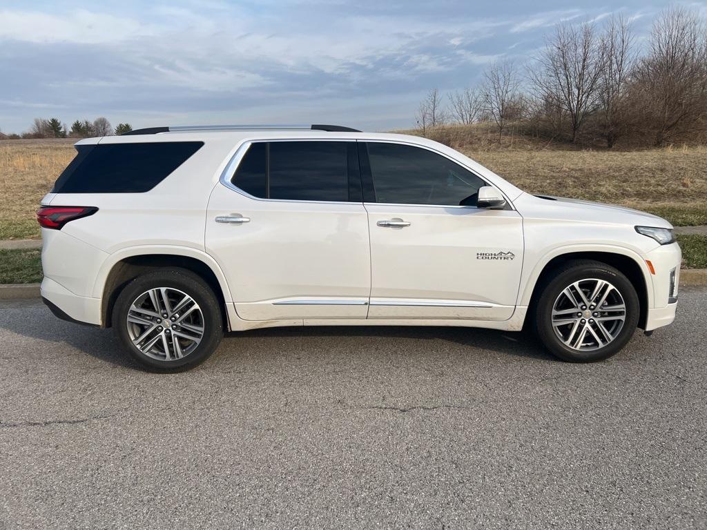 used 2023 Chevrolet Traverse car, priced at $40,987