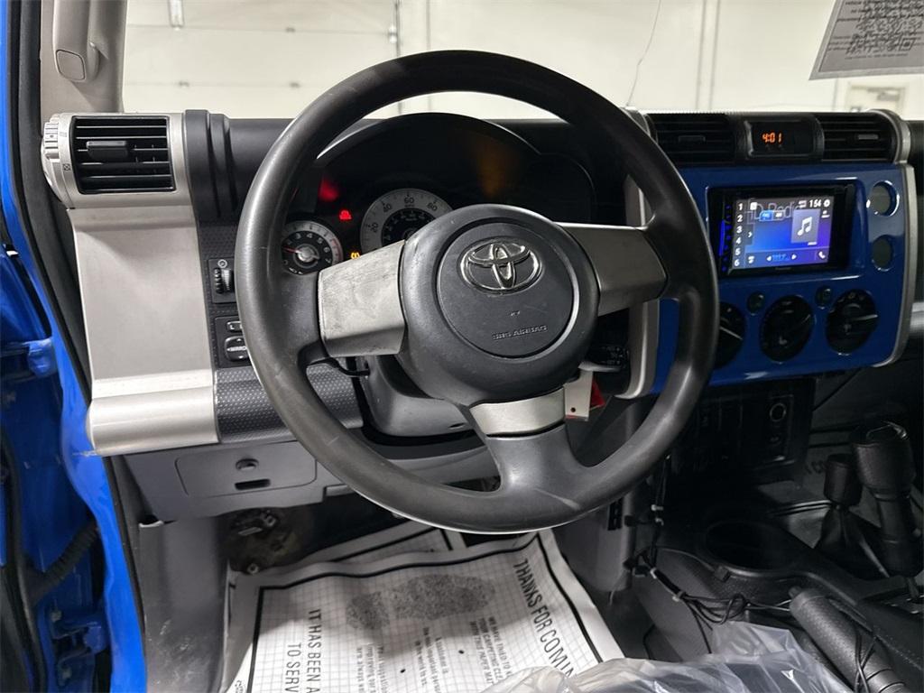 used 2008 Toyota FJ Cruiser car, priced at $6,900