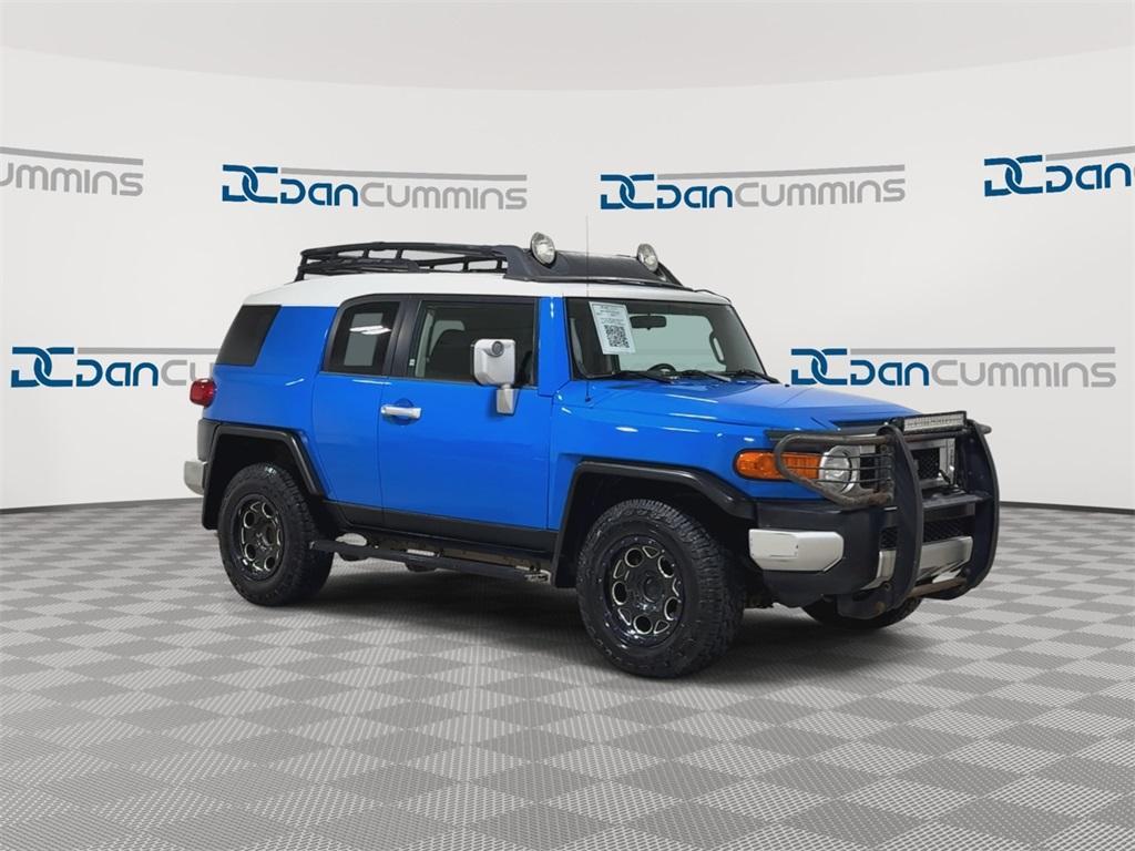 used 2008 Toyota FJ Cruiser car, priced at $6,900