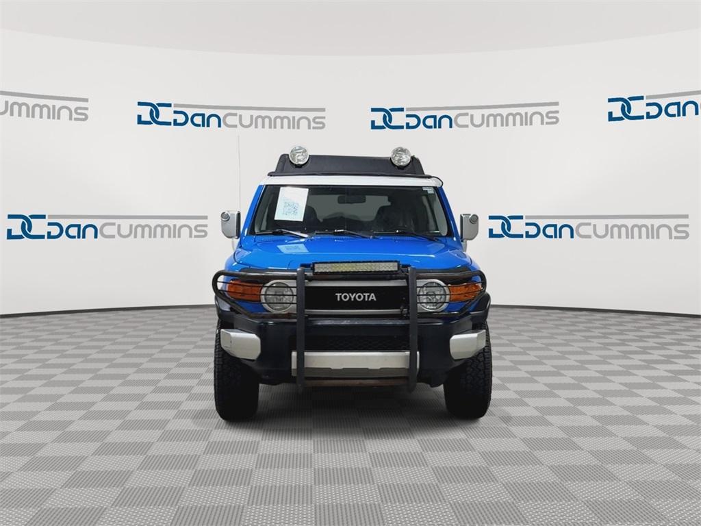 used 2008 Toyota FJ Cruiser car, priced at $6,900