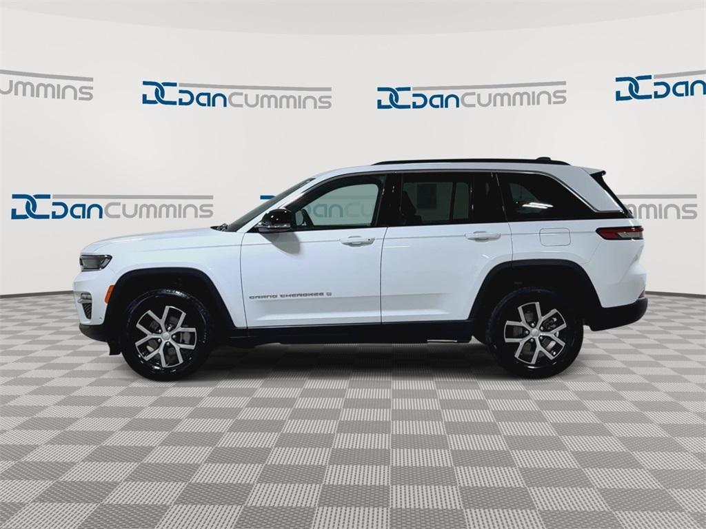used 2024 Jeep Grand Cherokee car, priced at $35,487