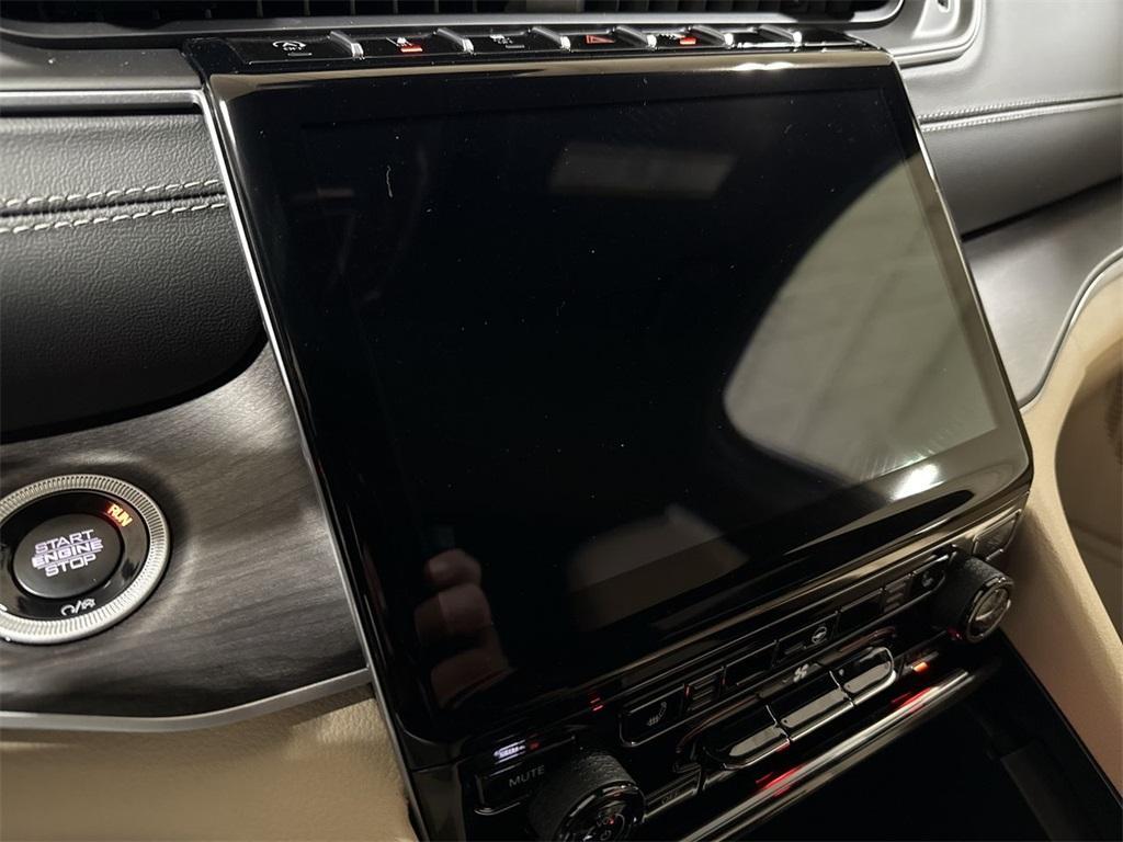 new 2025 Jeep Grand Cherokee car, priced at $40,892