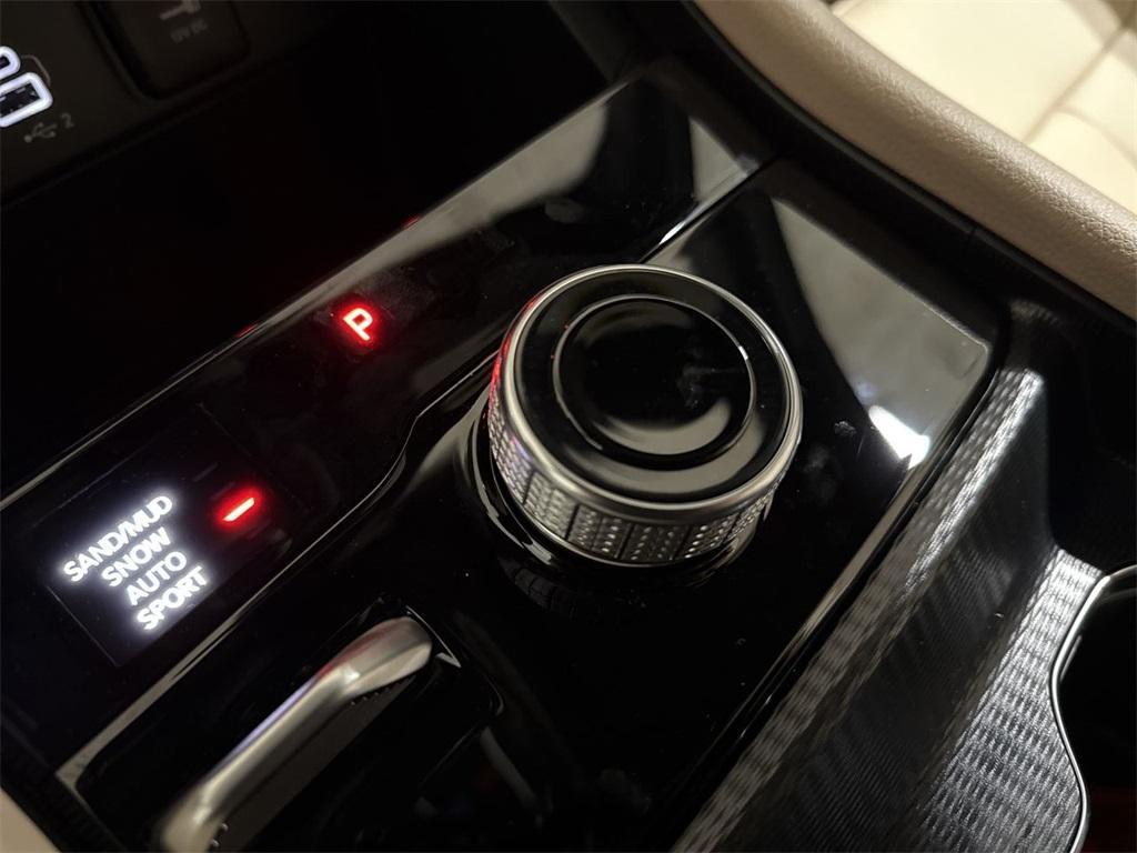 new 2025 Jeep Grand Cherokee car, priced at $40,892