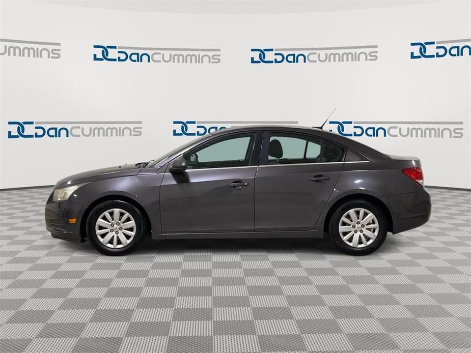 used 2011 Chevrolet Cruze car, priced at $2,500