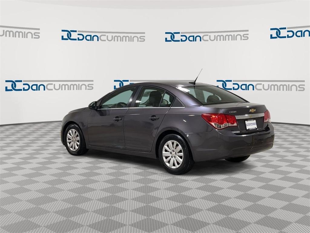 used 2011 Chevrolet Cruze car, priced at $2,500