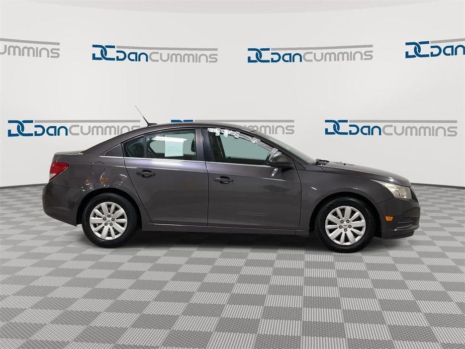 used 2011 Chevrolet Cruze car, priced at $2,500