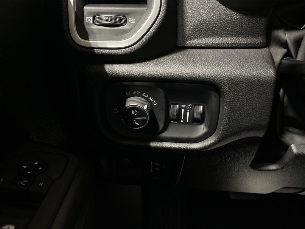 new 2025 Ram 1500 car, priced at $51,627