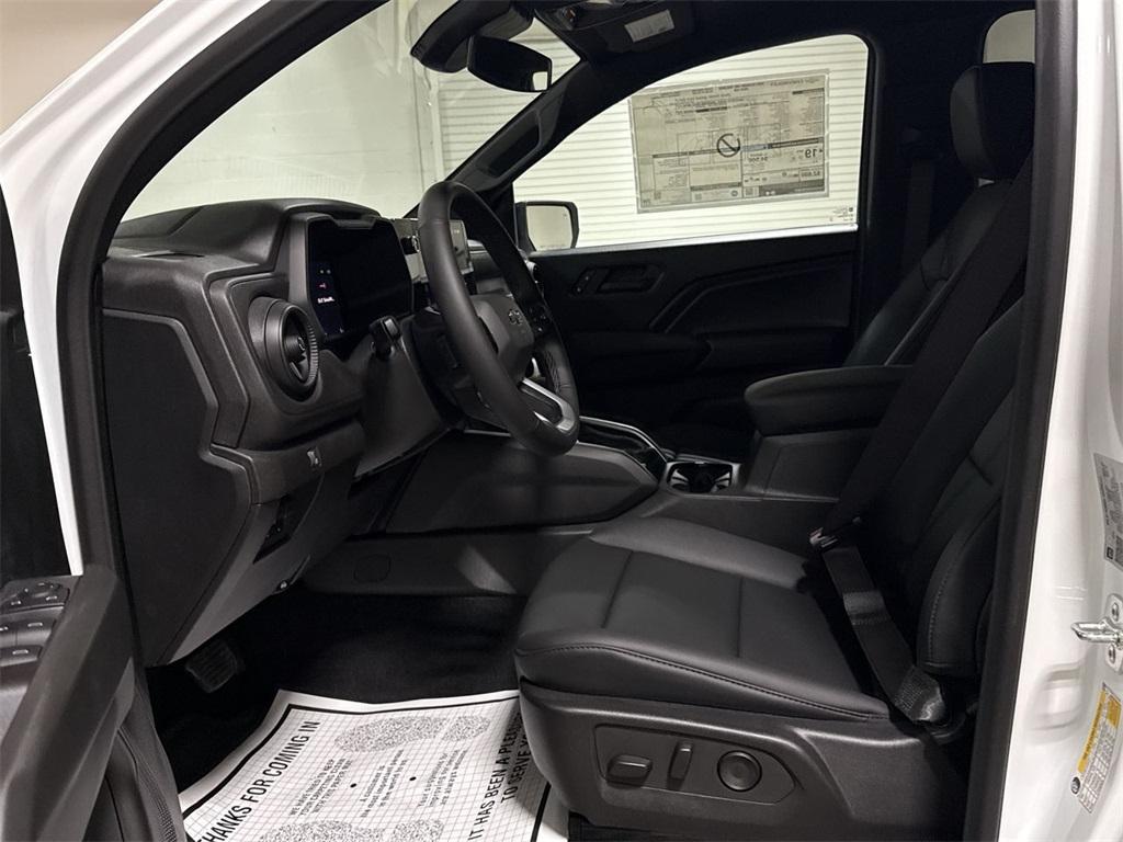 new 2026 Chevrolet Colorado car, priced at $43,373