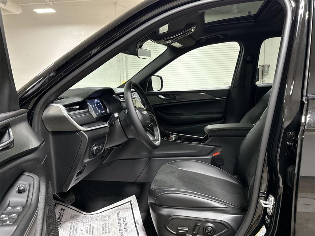 new 2025 Jeep Grand Cherokee L car, priced at $40,358