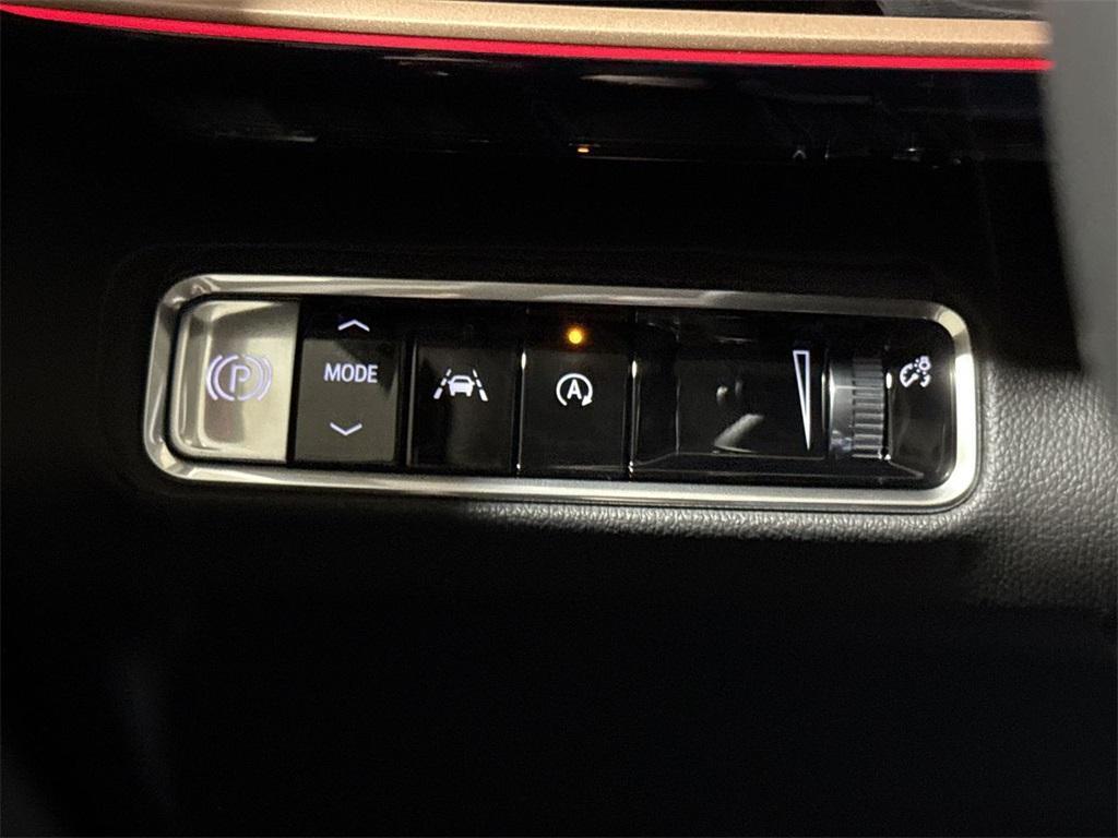 new 2025 Buick Envision car, priced at $40,982