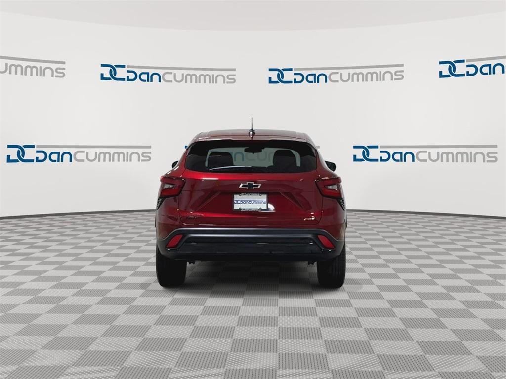 new 2025 Chevrolet Trax car, priced at $23,895