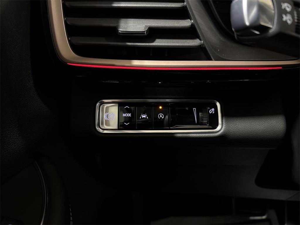 new 2025 Buick Envision car, priced at $40,982
