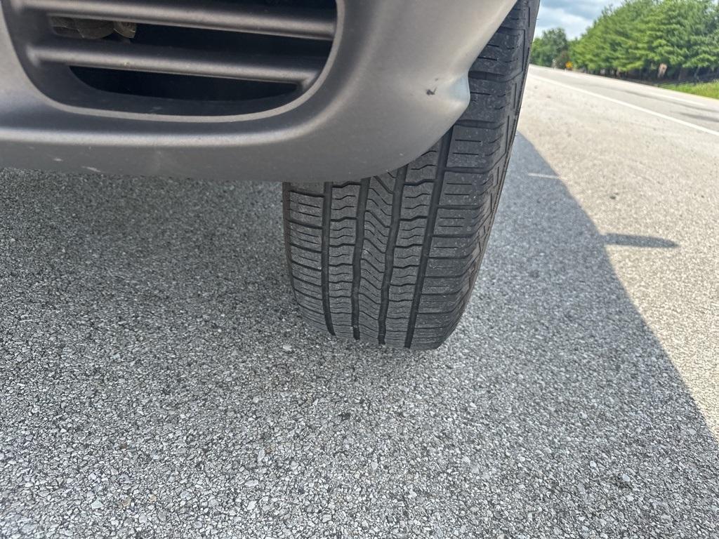 used 2001 Jeep Grand Cherokee car, priced at $2,900