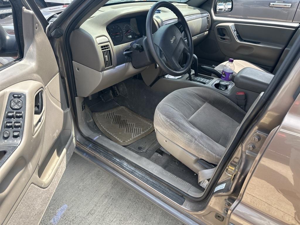used 2001 Jeep Grand Cherokee car, priced at $2,900