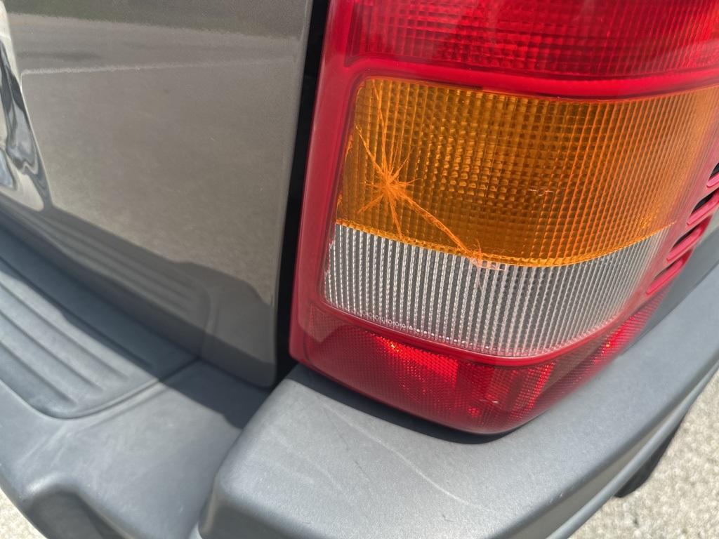 used 2001 Jeep Grand Cherokee car, priced at $2,900