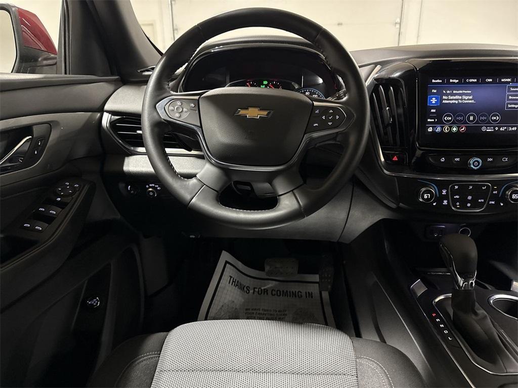 used 2022 Chevrolet Traverse car, priced at $30,587