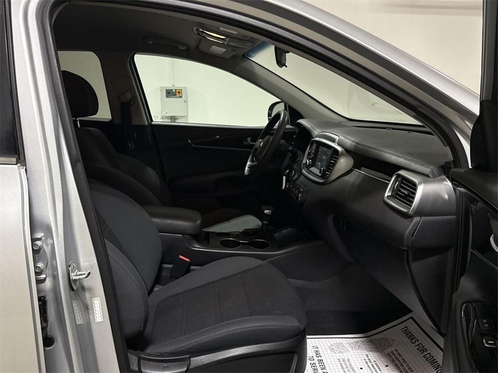 used 2019 Kia Sorento car, priced at $12,900