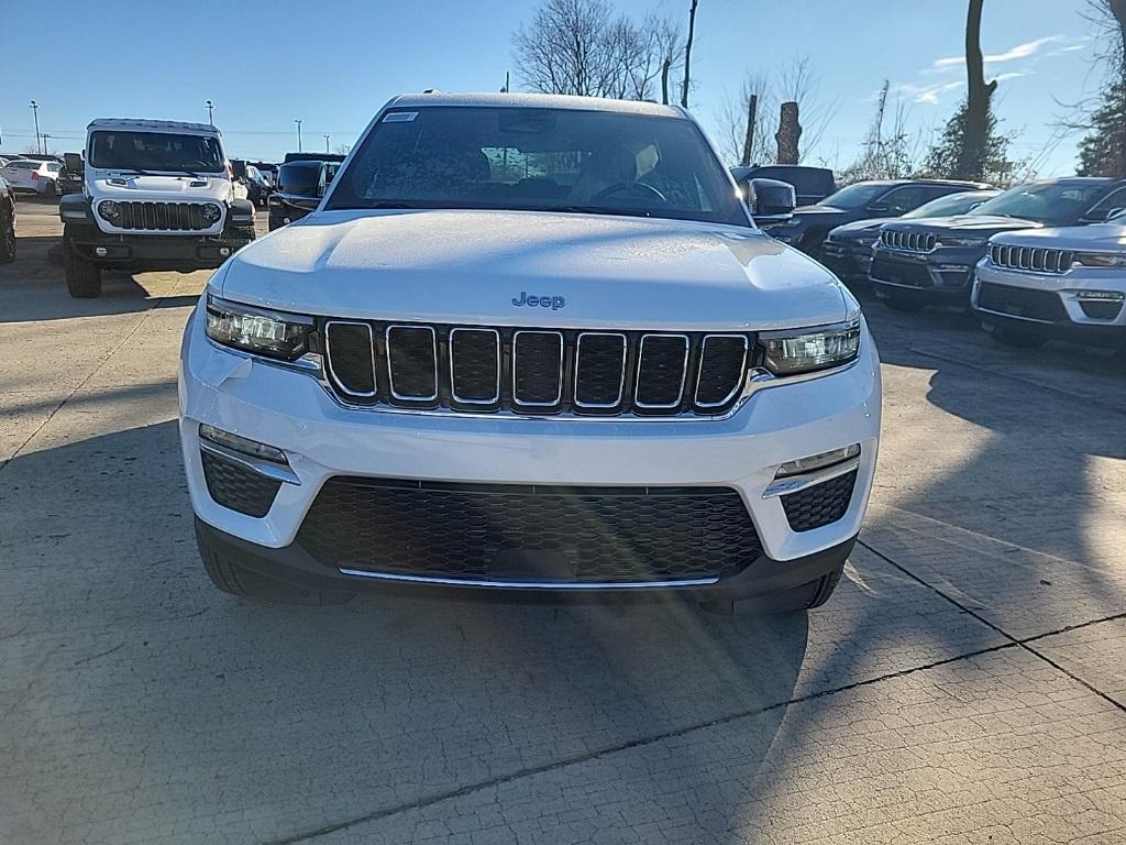 new 2025 Jeep Grand Cherokee 4xe car, priced at $54,612