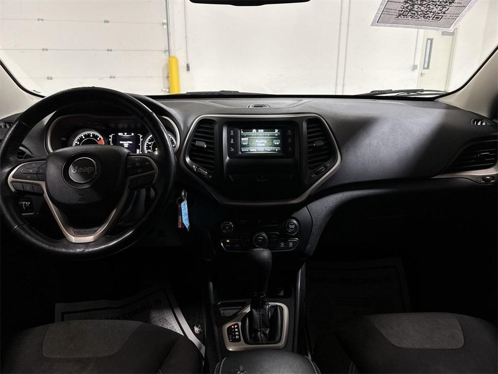 used 2017 Jeep Cherokee car, priced at $6,900