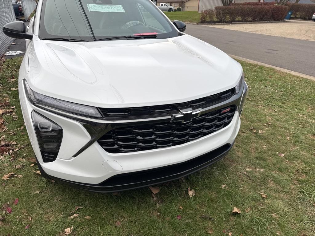 new 2025 Chevrolet Trax car, priced at $25,247