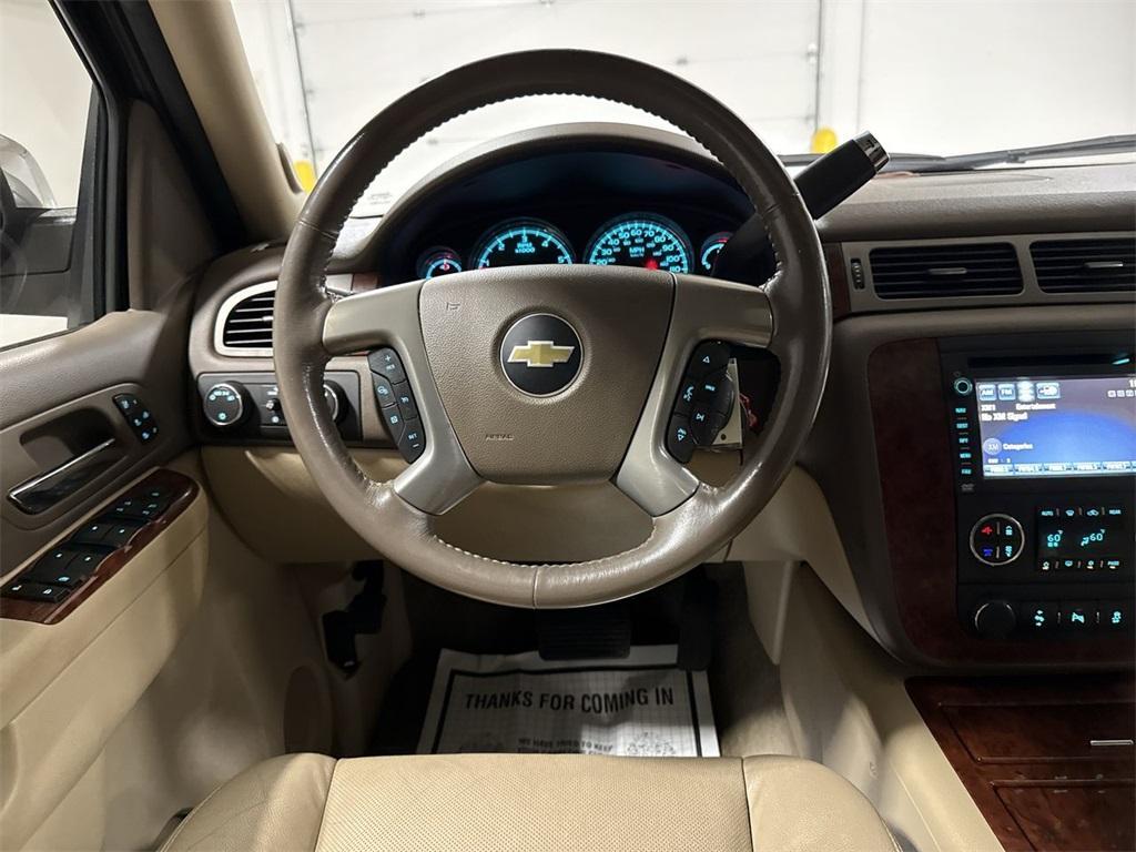 used 2014 Chevrolet Suburban car, priced at $15,500