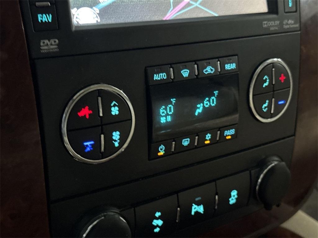 used 2014 Chevrolet Suburban car, priced at $15,500