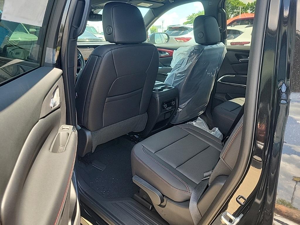 new 2025 Chevrolet Traverse car, priced at $49,795