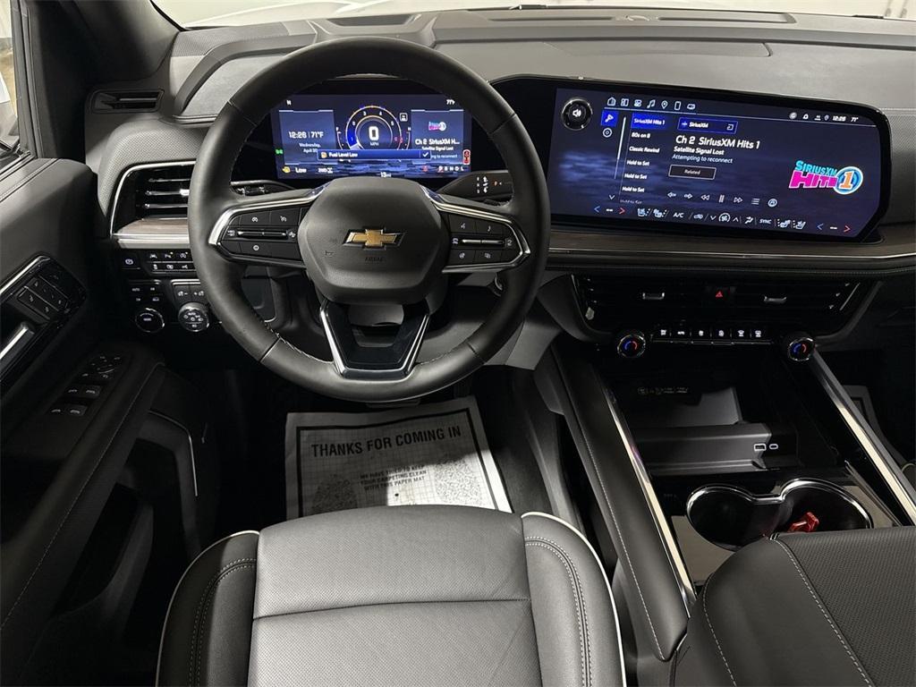 new 2025 Chevrolet Suburban car, priced at $78,404