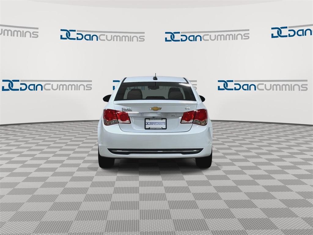 used 2015 Chevrolet Cruze car, priced at $7,500