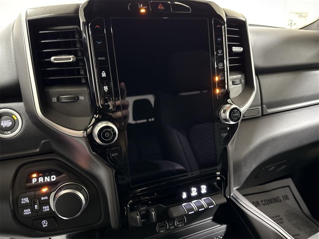 new 2025 Ram 1500 car, priced at $52,581