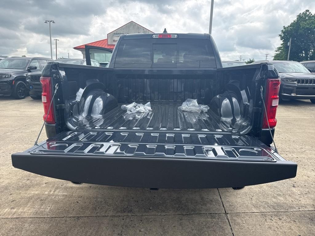 new 2025 Ram 1500 car, priced at $52,581