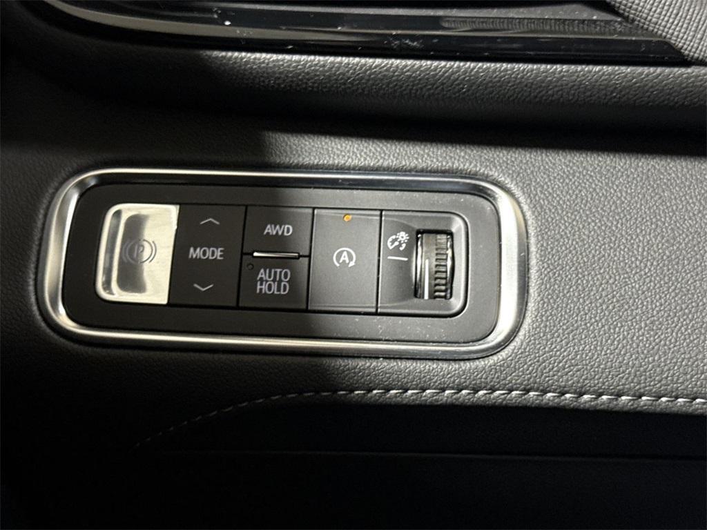 used 2025 Buick Enclave car, priced at $49,387