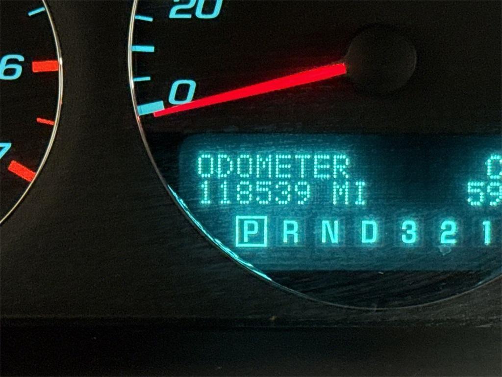 used 2010 Chevrolet Impala car, priced at $4,500