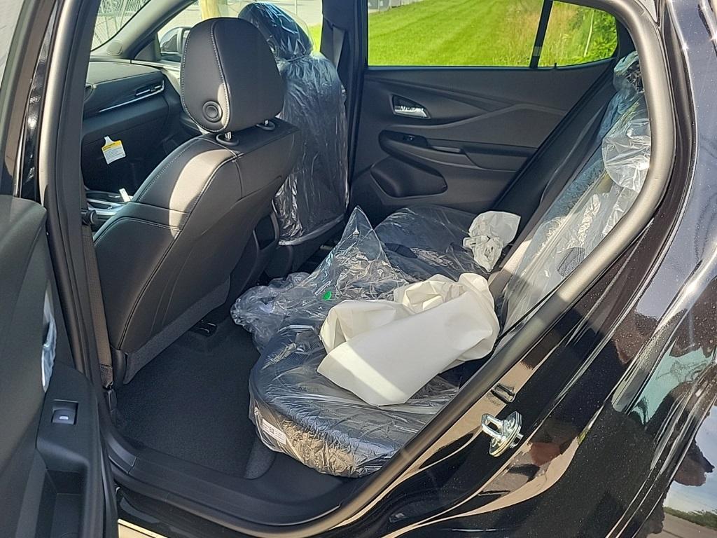 new 2025 Buick Envista car, priced at $25,446