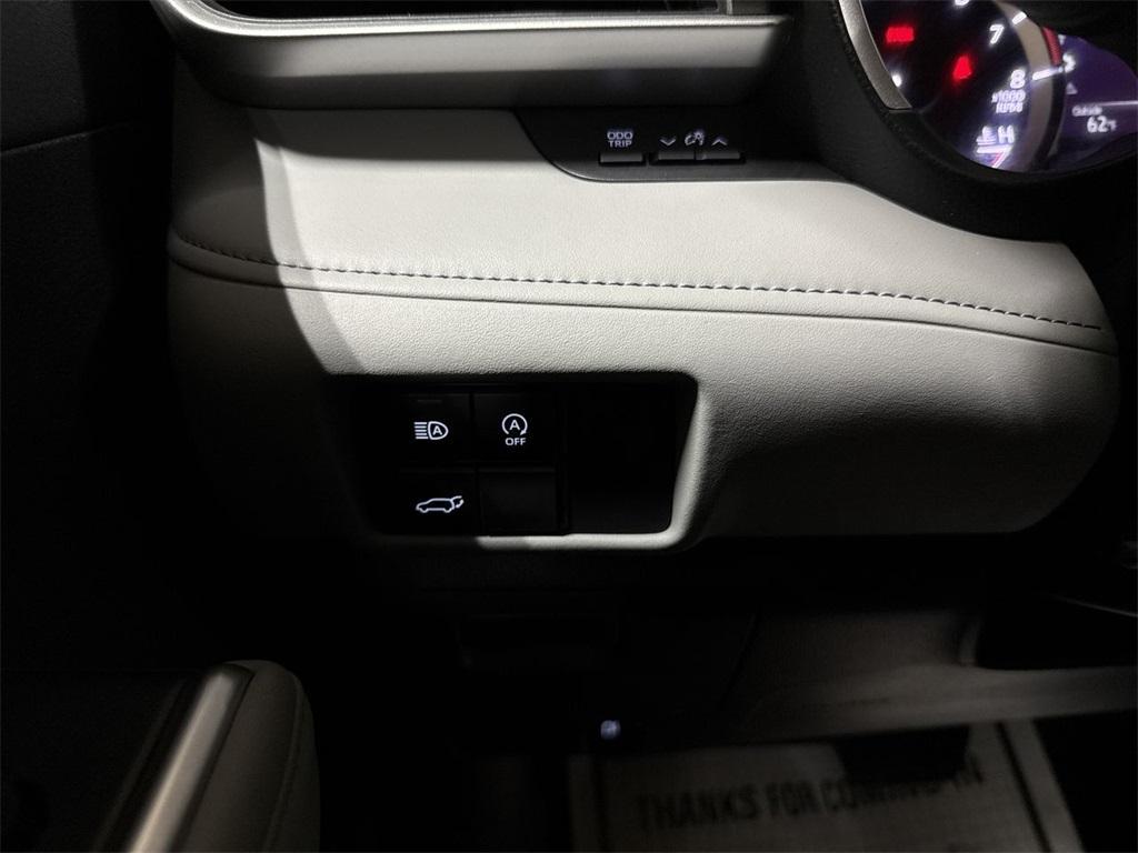 used 2024 Toyota Highlander car, priced at $42,787