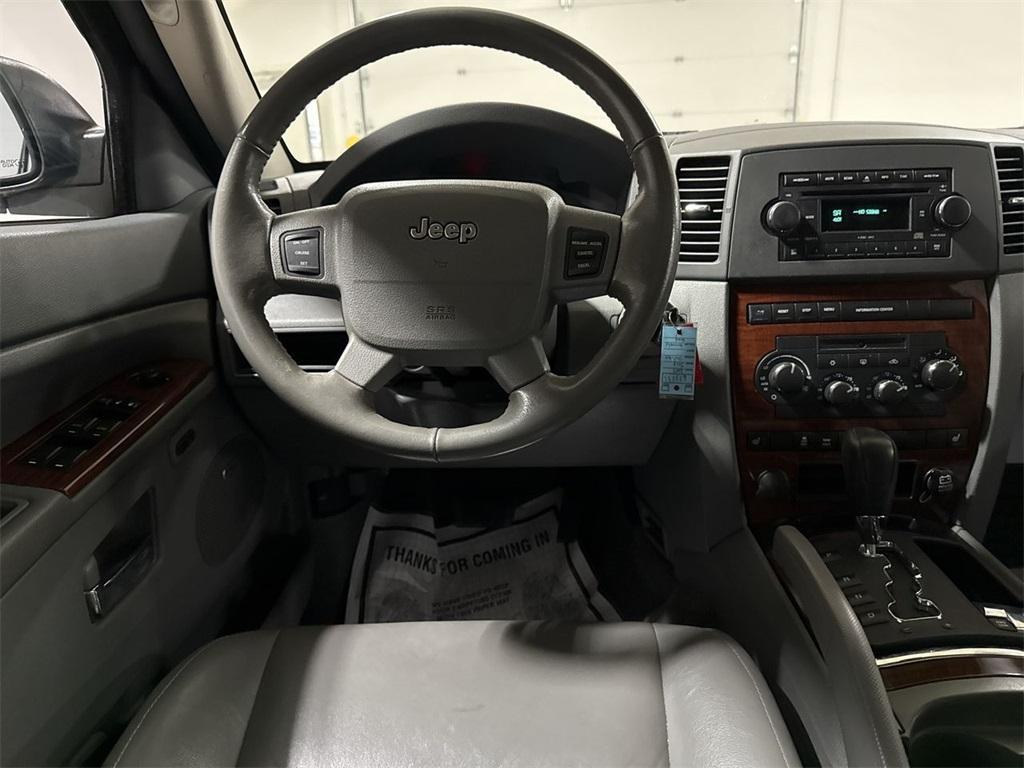 used 2007 Jeep Grand Cherokee car, priced at $4,900