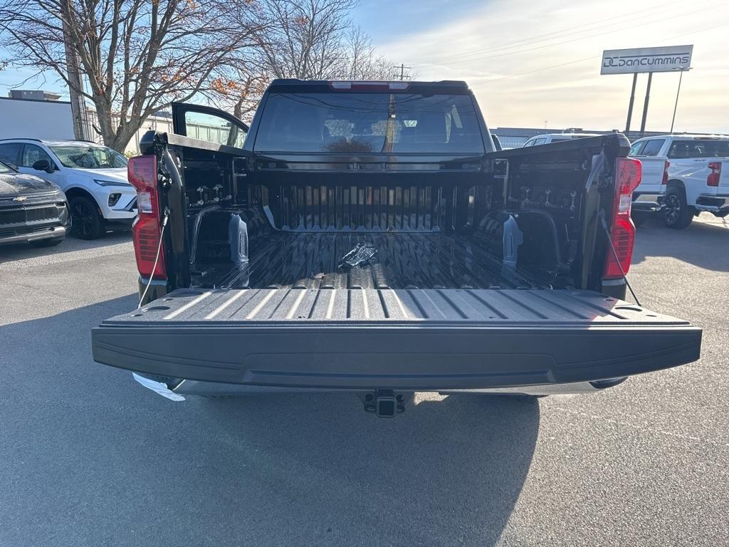 new 2025 Chevrolet Silverado 1500 car, priced at $46,895