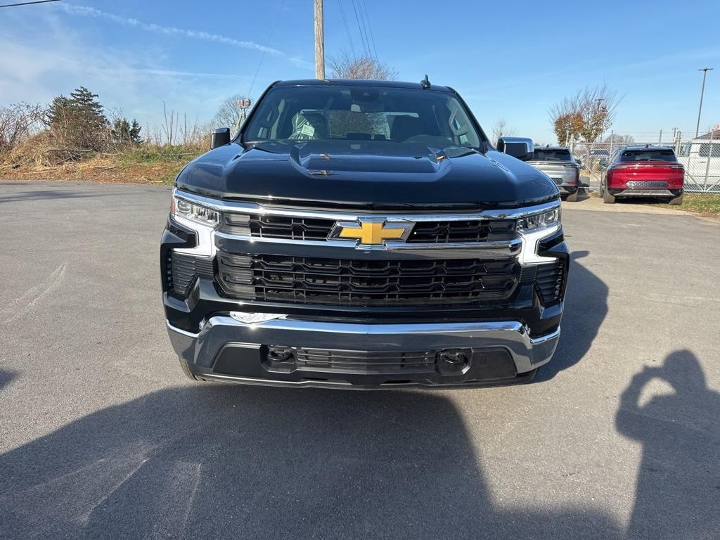 new 2025 Chevrolet Silverado 1500 car, priced at $46,895