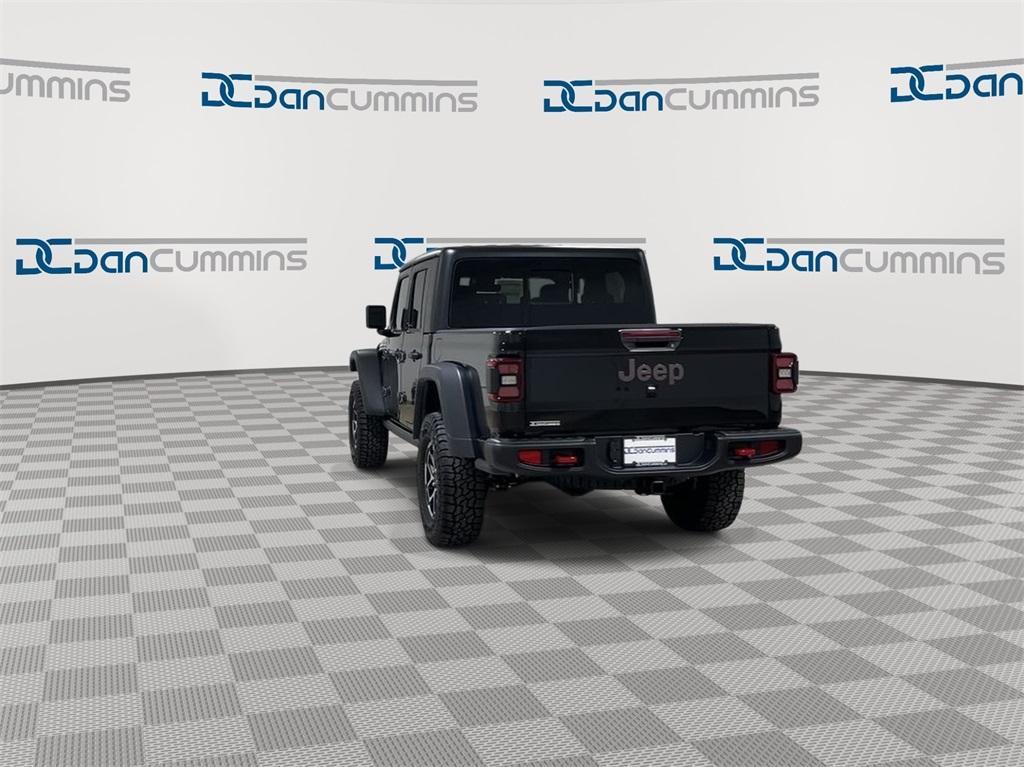 new 2024 Jeep Gladiator car, priced at $43,496