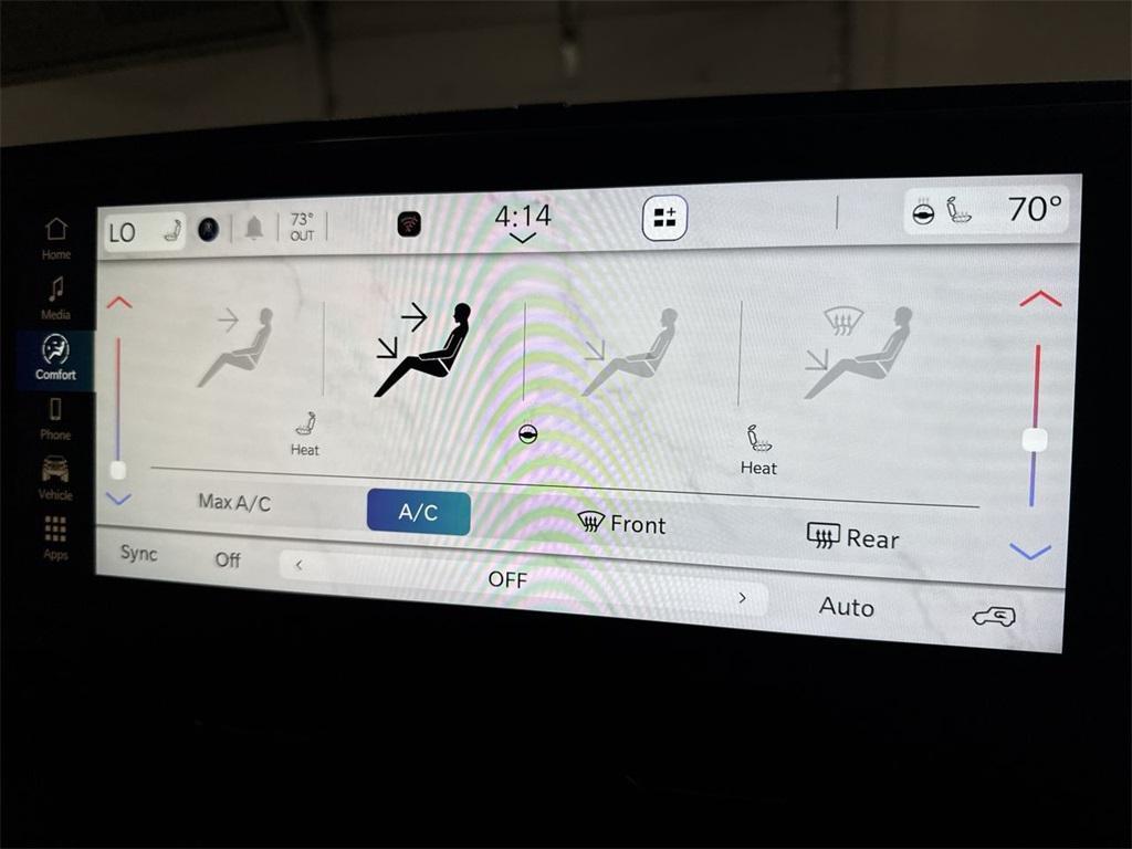 new 2025 Jeep Wrangler car, priced at $53,030