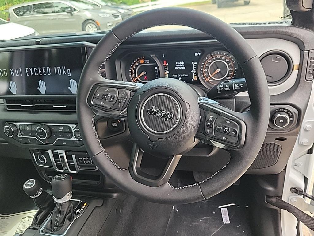 new 2025 Jeep Wrangler car, priced at $53,030