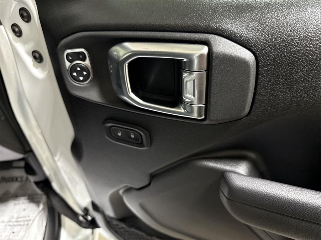 new 2025 Jeep Wrangler car, priced at $53,030