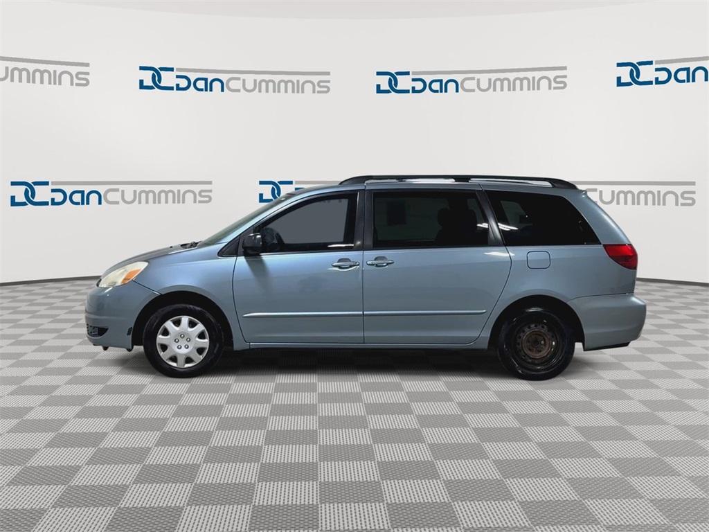 used 2004 Toyota Sienna car, priced at $2,500